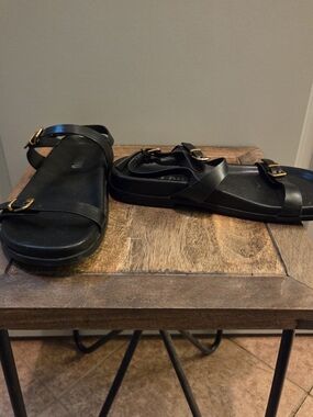 Bibilou Strappy Buckle Sandals